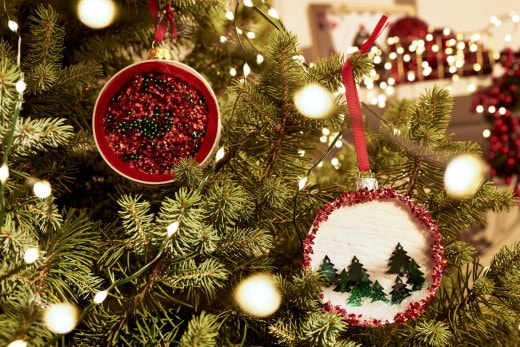 Bombki choinkowe z nakrętek po kremie Nutella® | Nutella