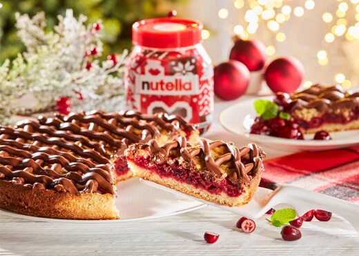 Kruche, świąteczne ciasto z owocami i kremem Nutella® | Nutella