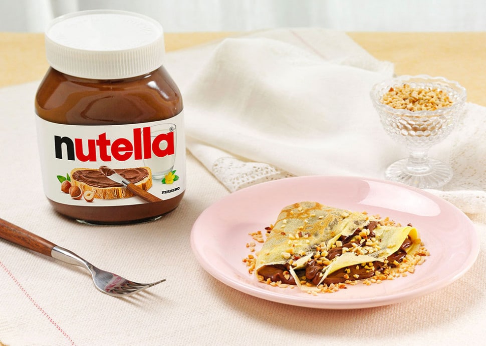 Naleśniki z NUTELLA® i orzechami laskowymi