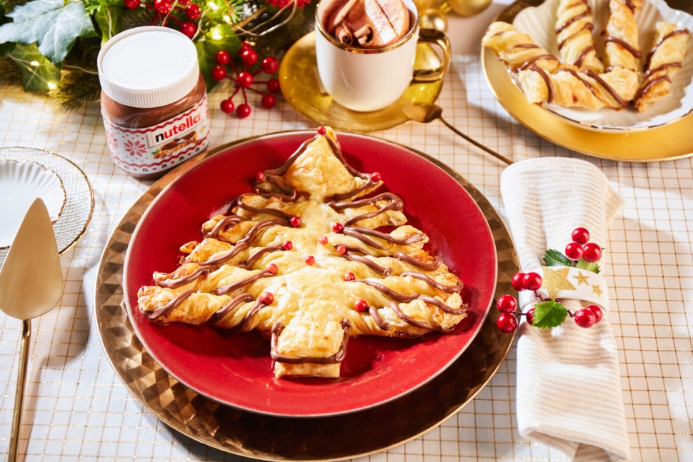 Świąteczne ciasto - choinka z kremem Nutella® 