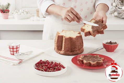Pandoro cu coacăze roșii și Nutella® - STEP 2 Pandoro cu coacăze roșii și Nutella® - STEP 2