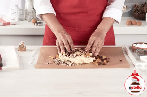 Chec Stollen cu Nutella® - STEP 2