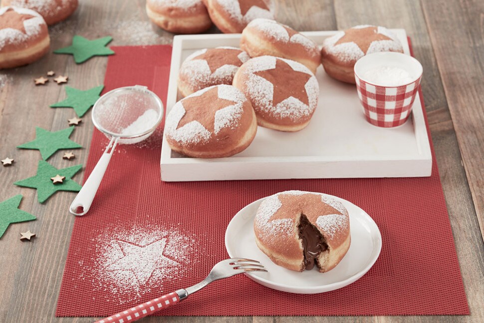 Новогодние пончики с Nutella® Новогодние пончики с Nutella®