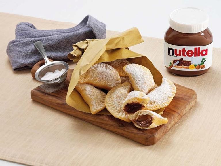 Gyldne fagottini med Nutella®-fyld
