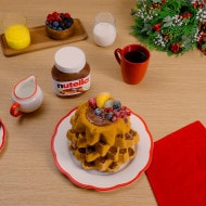 Pandoro with Frosted Fruit