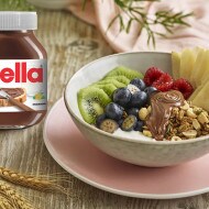 Nutella®lı Çıtır Granolalı Yoğurt Kasesi