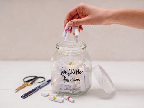 Good vibes nutella® jar step 3