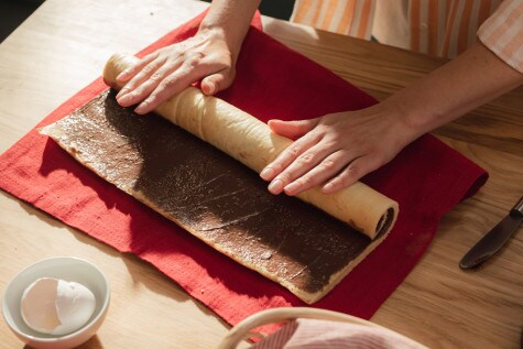 Nutella®'lı Enfes Kütük Pasta (Yule Log) | Nutella® Türkiye step 5