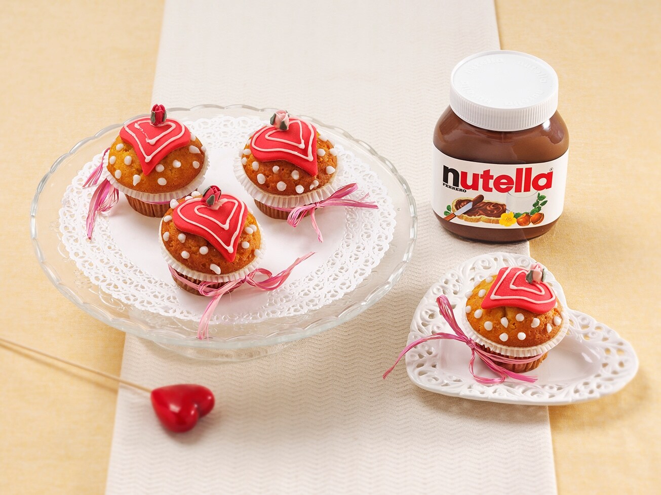 情人節杯子蛋糕搭能多益® 榛果可可醬