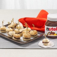 司康搭能多益®榛果可可醬