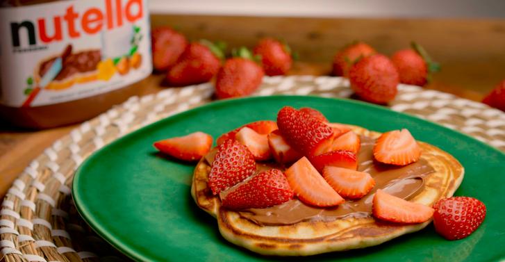 Gluten-free pancakes with Nutella® & strawberries