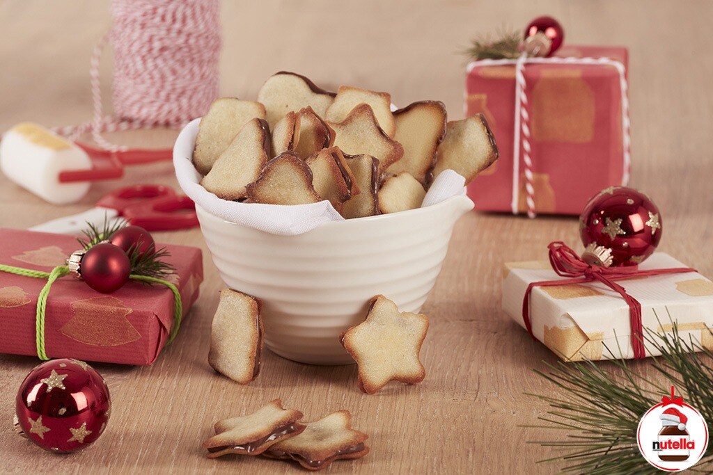 Christmas cats’ tongues biscuits with nutella® | Nutella
