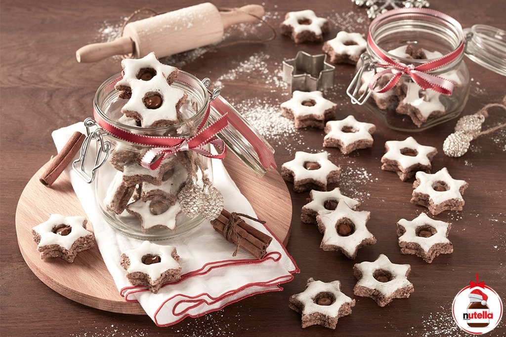 Zimtstern (Cinnamon star) biscuits with Nutella® | Nutella