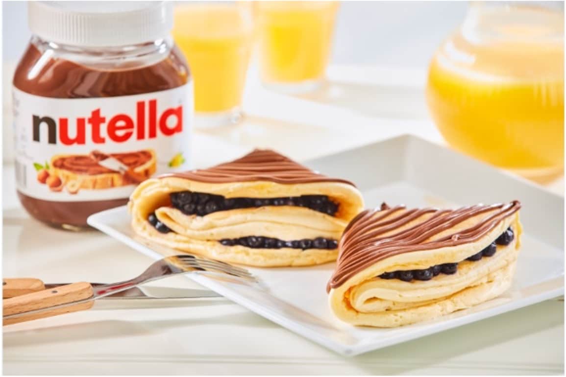 Fluffy Crepes with fruit and cream with Nutella® Recipe