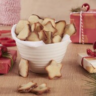 Christmas cats’ tongues biscuits with nutella® | Nutella