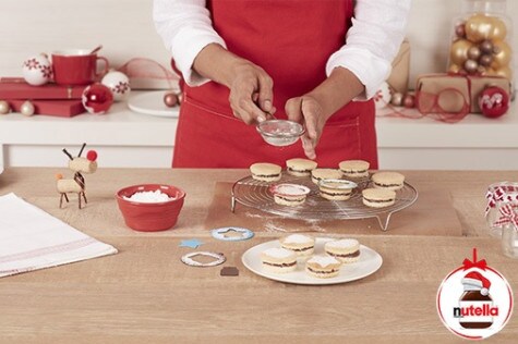 Mini sponge cakes with Nutella® - step 6