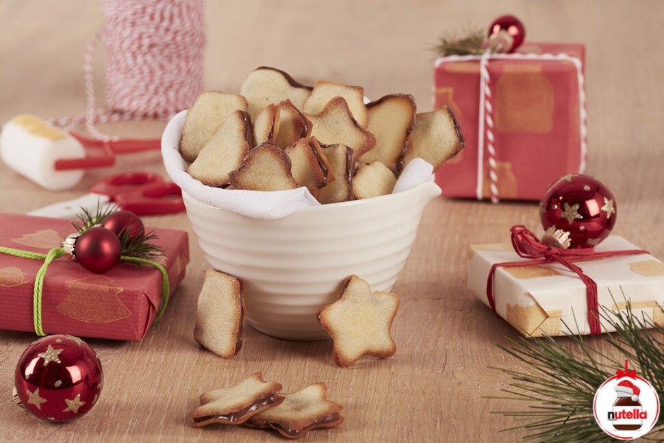 Christmas cats’ tongues biscuits with nutella® | Nutella