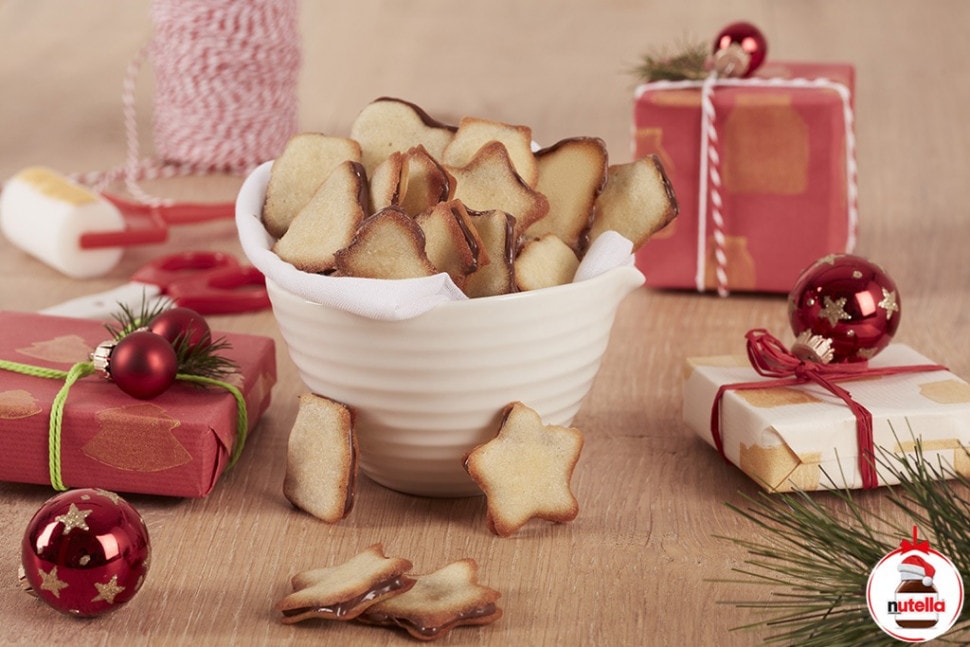 Christmas cats’ tongues biscuits with nutella® | Nutella