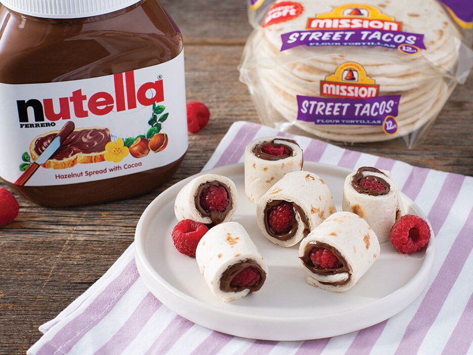 Mission<sup>®</sup> Raspberry Tortilla Bites with Nutella<sup>®</sup> Hazelnut Spread