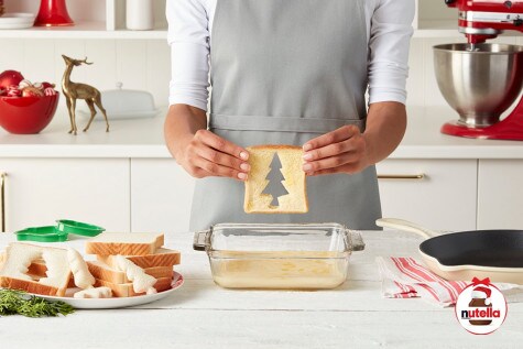 Holiday Peek-a-boo French Toast with Nutella® hazelnut spread - Step 2 Holiday Peek-a-boo French Toast with Nutella® hazelnut spread - Step 2