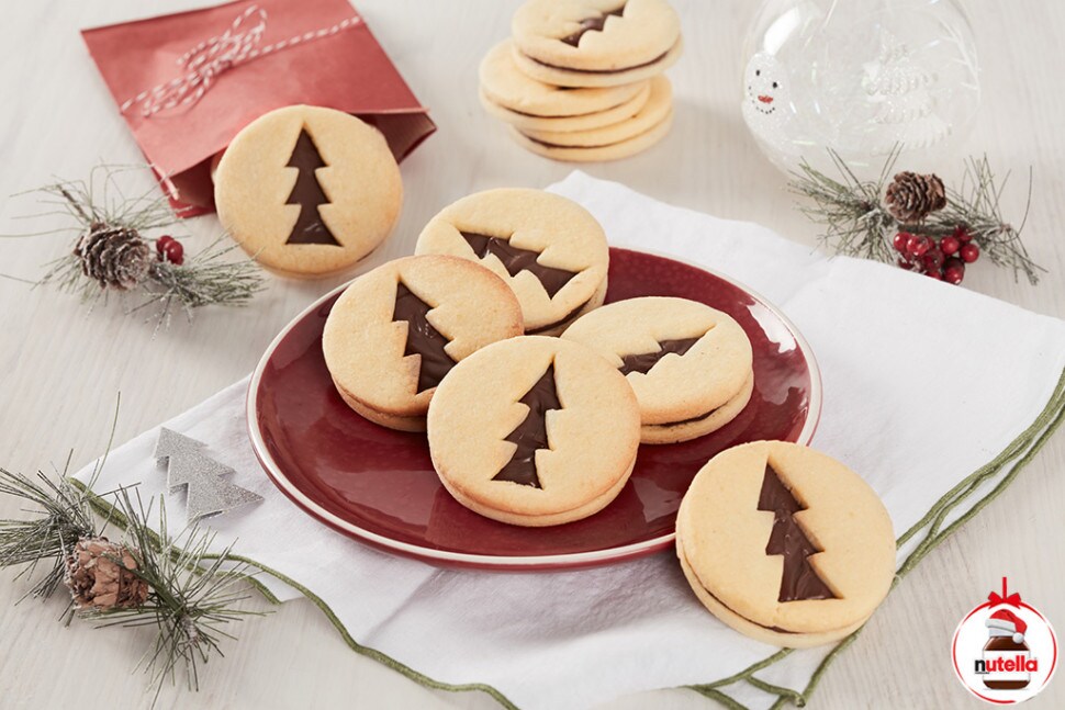 Holiday Cutout Cookies with Nutella® hazelnut spread